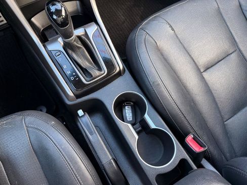 Used 2013 Hyundai Elantra GT w/ Tech Pkg image 13