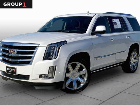 Used 2019 Cadillac Escalade Premium Luxury RWD image 1