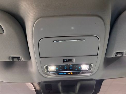 Used 2023 Ford F150 Lariat w/ Equipment Group 502A High image 19