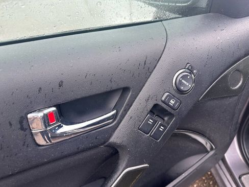 Used 2010 Hyundai Genesis 2.0T image 18