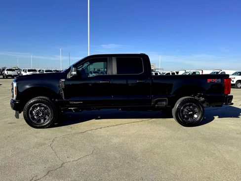 Used 2026 Ford F250 XL w/ STX Appearance Package AWD/4WD image 10