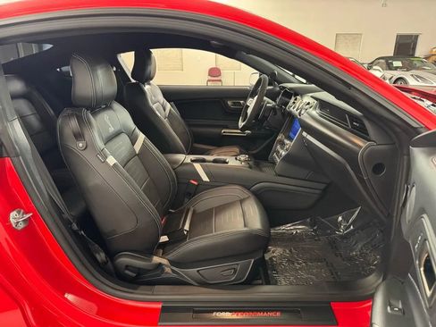 Used 2021 Ford Mustang Shelby GT500 w/ Technology Package RWD image 36