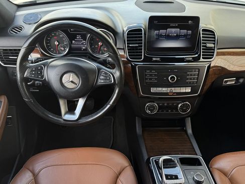 Used 2018 Mercedes-Benz GLE 350 image 11