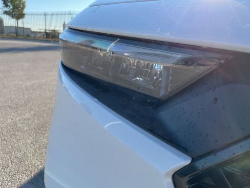 Used 2023 Honda Accord EX image 10