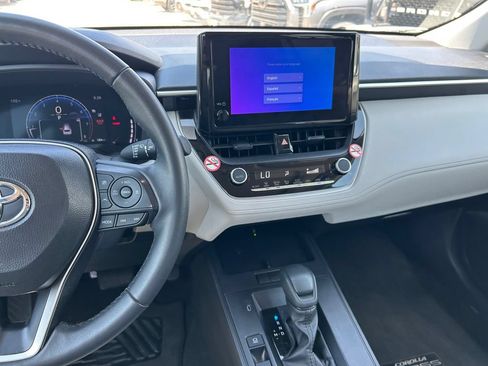 Used 2026 Toyota Corolla Cross LE w/ Moonroof Package FWD image 18