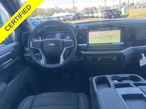 Used 2026 Chevrolet Silverado 1500 LT AWD/4WD image 22