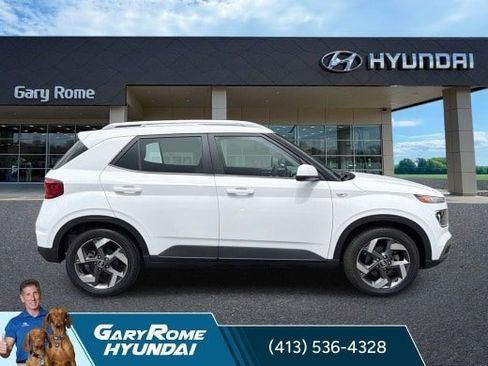 Certified 2023 Hyundai Venue SEL w/ Cargo Package FWD image 11