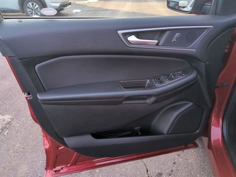 Used 2022 Ford Edge SEL w/ Convenience Package image 14