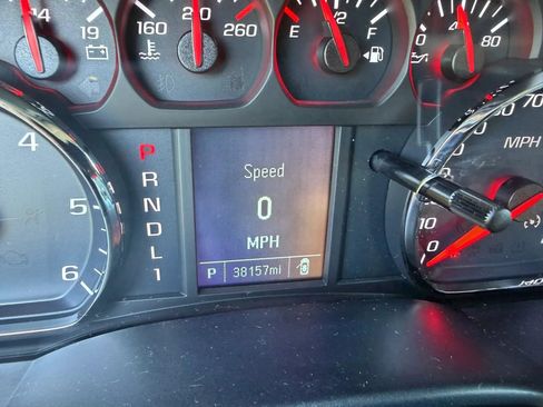 Used 2019 Chevrolet Silverado 2500 W/T AWD/4WD image 16