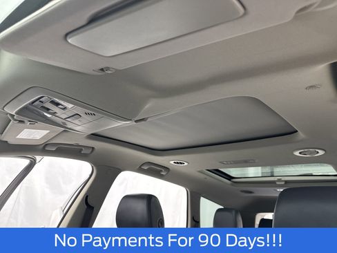 Used 2020 Buick Enclave Essence w/ Sound and Sites Package image 30