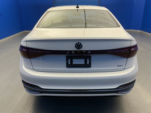 New 2026 Volkswagen Jetta SEL image 6