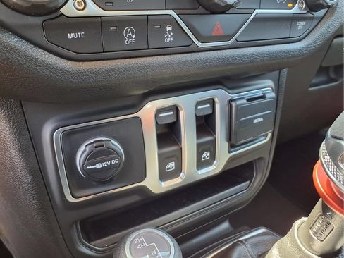 New 2026 Jeep Wrangler Sport AWD/4WD image 18