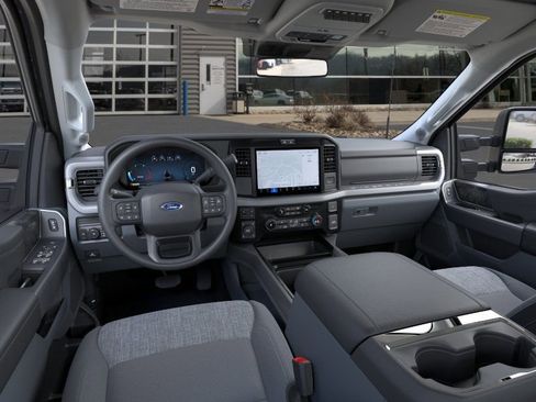 New 2026 Ford F350 XLT w/ XLT Premium Package AWD/4WD image 9