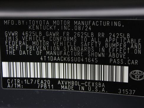 Used 2025 Toyota Camry SE FWD image 40