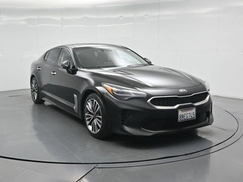 Used 2019 Kia Stinger Premium RWD image 25