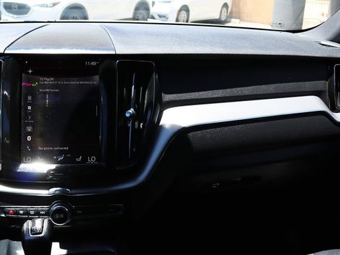 Used 2018 Volvo XC60 T6 R-Design w/ Convenience Package AWD/4WD image 45