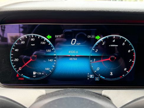 Used 2021 Mercedes-Benz E 350 Sedan image 7