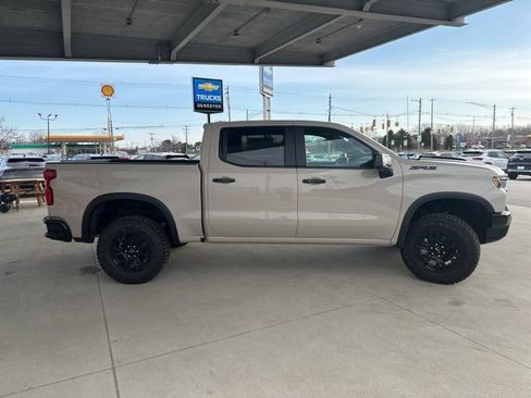 New 2026 Chevrolet Silverado 1500 ZR2 AWD/4WD image 4