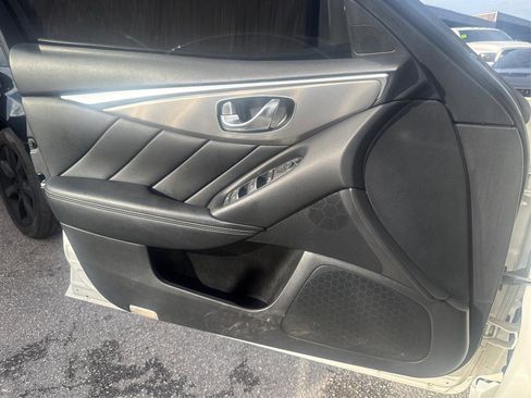 Used 2015 INFINITI Q50 Premium w/ Navigation Package image 19