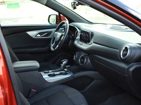 Used 2021 Chevrolet Blazer LT image 44