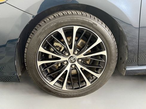 Used 2020 Toyota Camry SE image 30