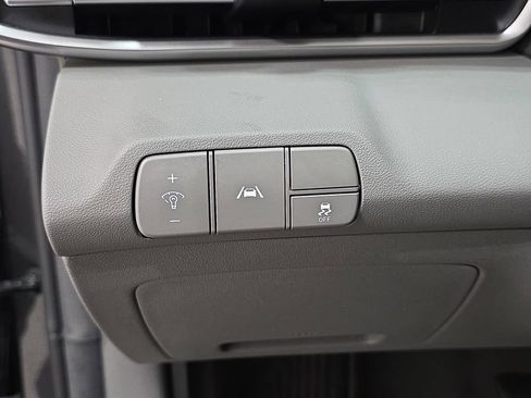Used 2023 Hyundai Elantra SEL FWD image 26