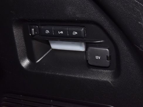 Used 2020 Ford Explorer Limited RWD image 38