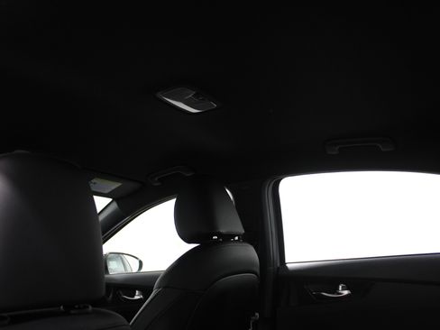 Used 2024 Kia Forte GT-Line image 21