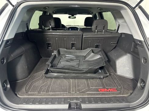 Used 2019 GMC Terrain SLE w/ Driver Convenience Package image 26