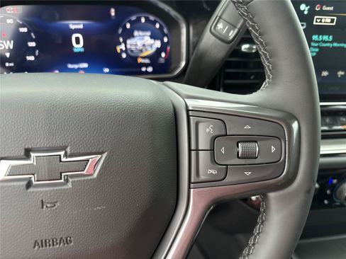 New 2026 Chevrolet Silverado 2500 ZR2 AWD/4WD image 23