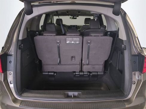 Used 2018 Honda Odyssey Elite image 14
