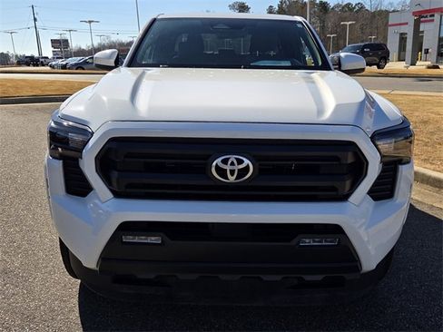 Used 2024 Toyota Tacoma SR5 image 2