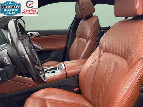 Used 2022 BMW X6 M50i w/ Executive Package image 19