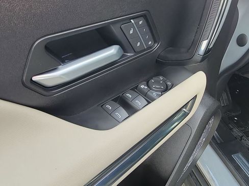 Used 2026 GMC Hummer EV SUV image 22