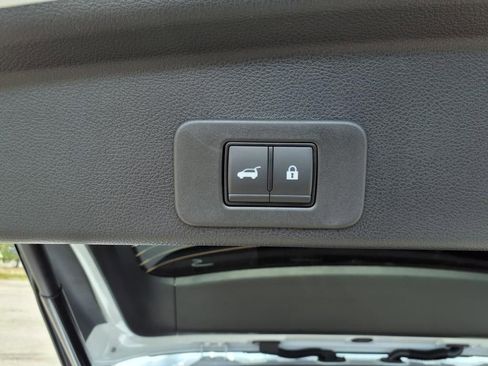 New 2025 Nissan Murano SL w/ Cargo Package image 9