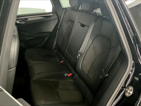 Used 2020 Porsche Macan image 20