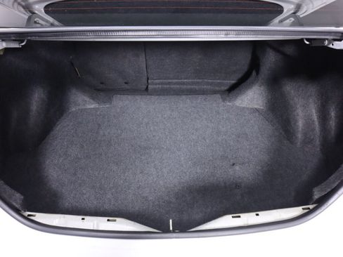Used 2019 Toyota Corolla LE w/ Carpet Mat Package (TMS) FWD image 31