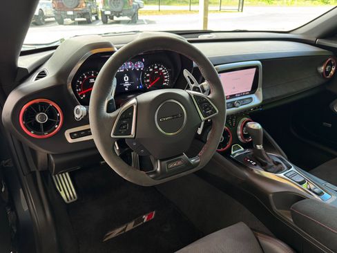 Used 2022 Chevrolet Camaro ZL1 RWD image 16