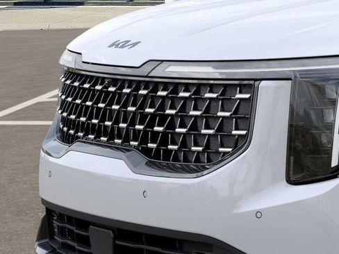 New 2026 Kia Carnival SX w/ SX Dark Edition Package FWD image 12