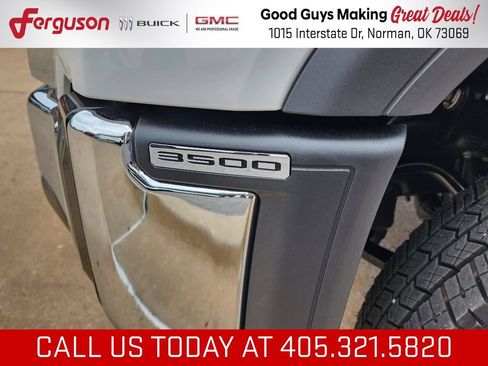New 2026 GMC Sierra 3500 Pro AWD/4WD image 11