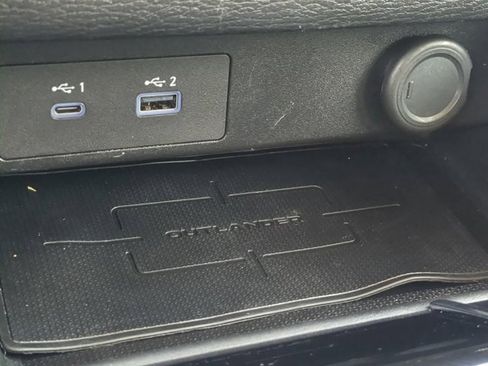 Used 2023 Mitsubishi Outlander SE image 20