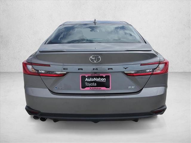 Used 2025 Toyota Camry SE FWD image 7
