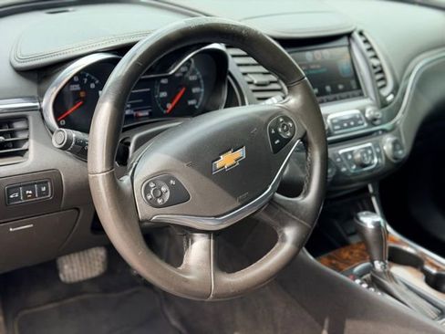 Used 2014 Chevrolet Impala LT FWD image 7