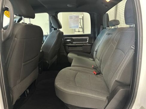 Used 2022 RAM 1500 Warlock AWD/4WD image 16