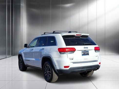 Used 2017 Jeep Grand Cherokee Limited image 26