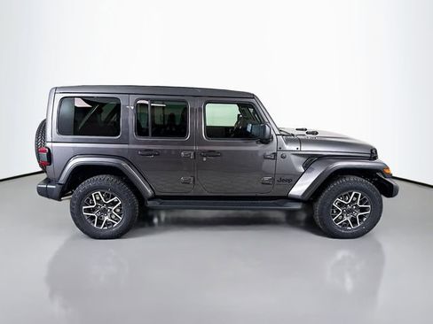 New 2026 Jeep Wrangler Unlimited Sahara AWD/4WD image 7