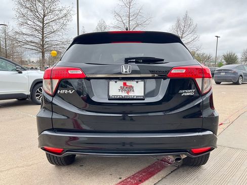 Used 2022 Honda HR-V Sport image 7