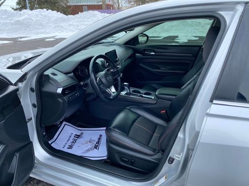 Used 2019 Nissan Altima 2.5 SR image 22