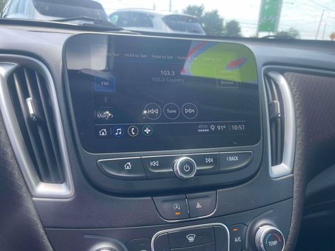 Used 2023 Chevrolet Malibu LS FWD image 18