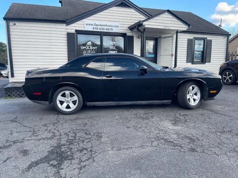 Used 2012 Dodge Challenger SXT Plus RWD image 11